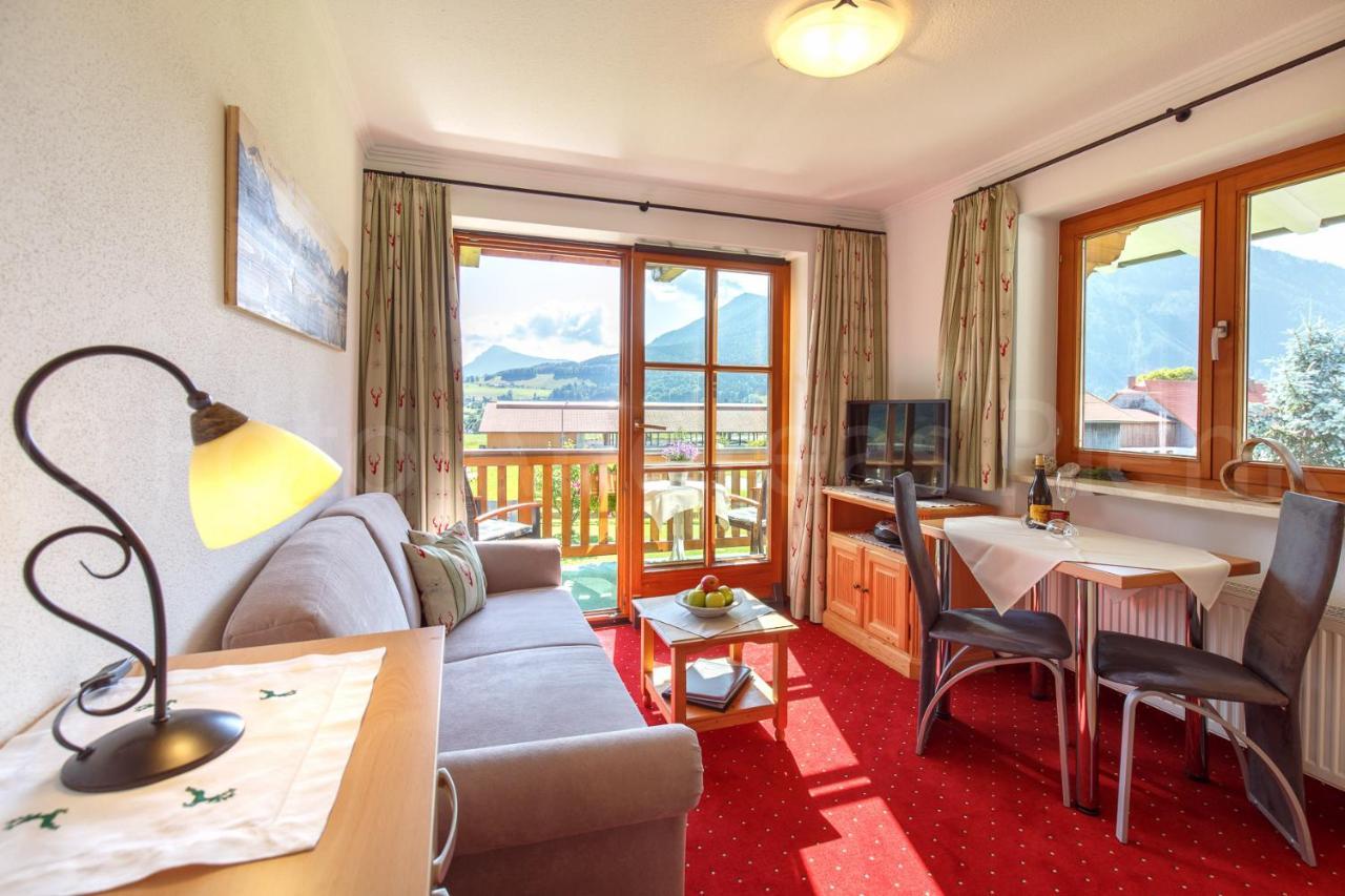 Haus Jaeger Ferienwohnungen Mit Indoor-Pool Inkl. Chiemgaukarte Ruhpolding Extérieur photo