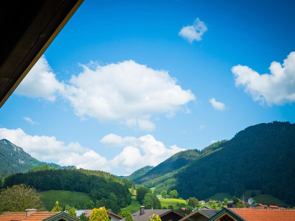 Haus Jaeger Ferienwohnungen Mit Indoor-Pool Inkl. Chiemgaukarte Ruhpolding Extérieur photo