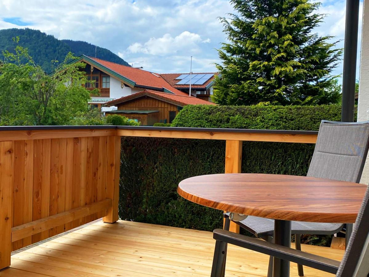 Haus Jaeger Ferienwohnungen Mit Indoor-Pool Inkl. Chiemgaukarte Ruhpolding Extérieur photo