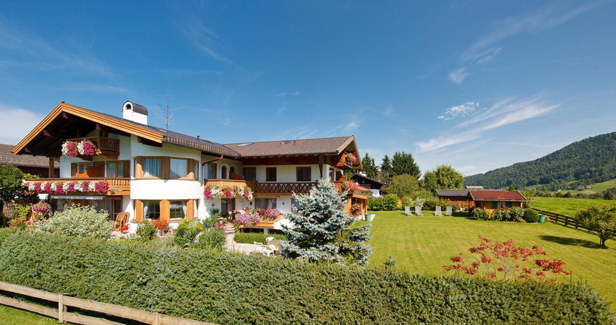 Haus Jaeger Ferienwohnungen Mit Indoor-Pool Inkl. Chiemgaukarte Ruhpolding Extérieur photo